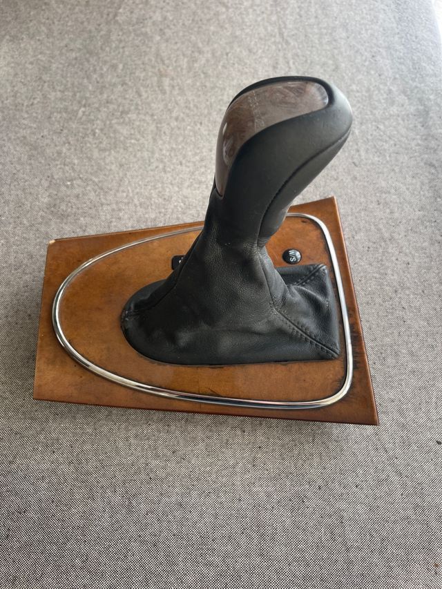 Pomo mercedes clase e w211 + consola