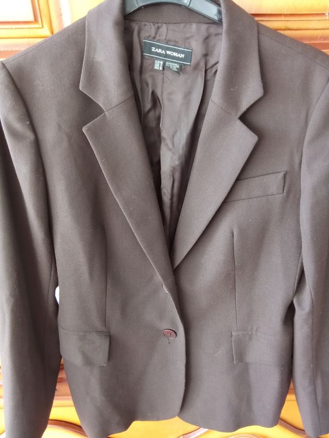 Blazer marrón zara