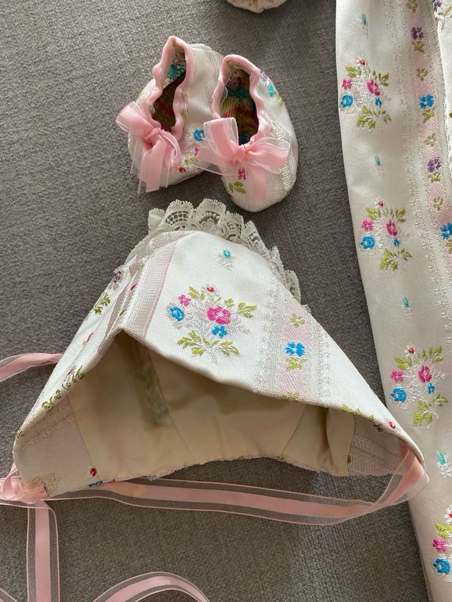 Volcada Fallera bebé