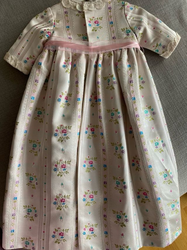 Volcada Fallera bebé