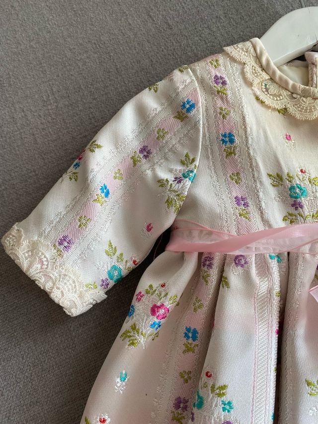 Volcada Fallera bebé