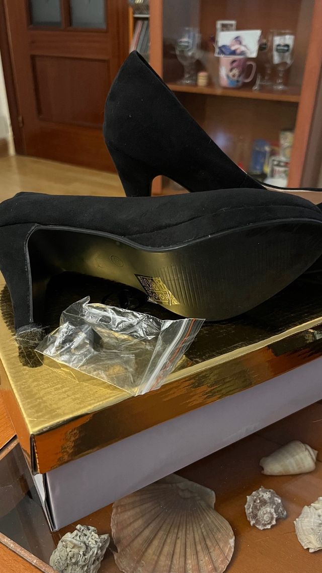 Zapato de  tacon negros