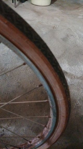 Bicicleta BH rosa de paseo