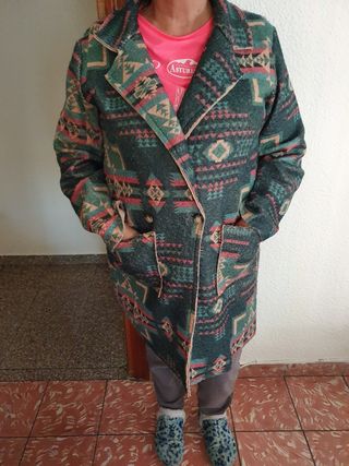 Abrigo estampado de paño para mujer