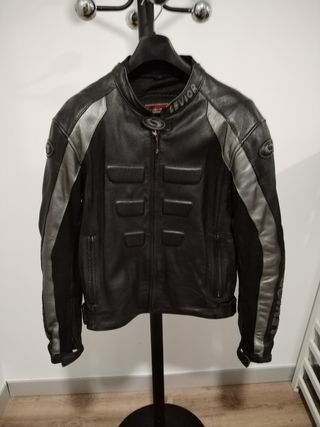 Cazadora de cuero moto Levior 