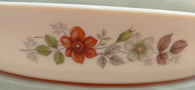 Teglia ovale in porcellana decorata