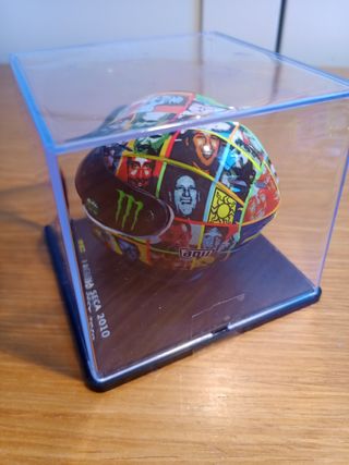 Maqueta casco V.Rossi Laguna seca 2010