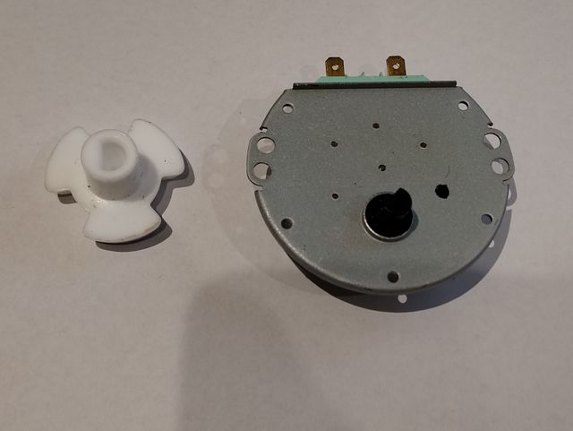 Motore Microonde LG AC21V,3W,5/6R.P.M