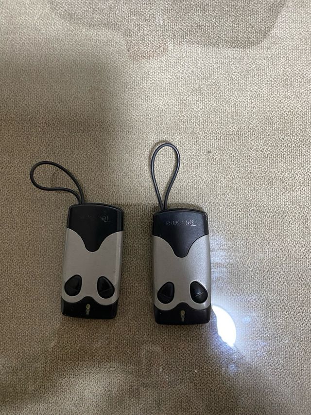 Mando para garaje Telcoma SLIM2