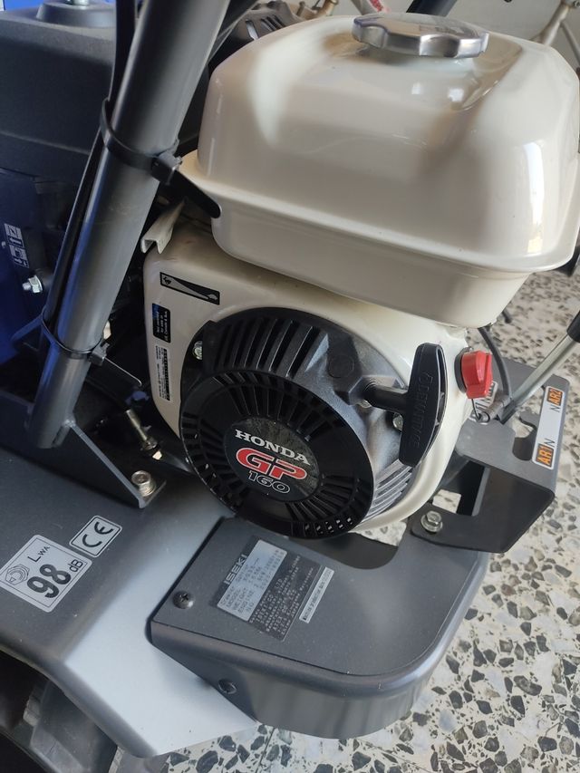 Mini dumper / oruga iseki