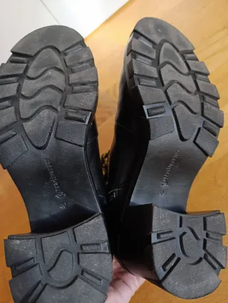 BOTINES TRACK STRADIVARIUS