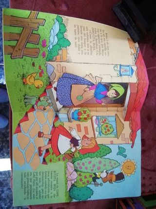 Cuento de caperucita dibujos realce
