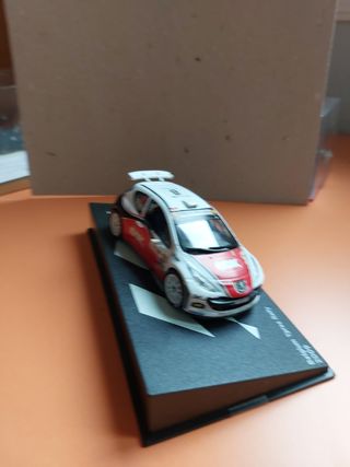 Coche escala 1.43