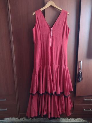 Traje flamenca rojo lunares