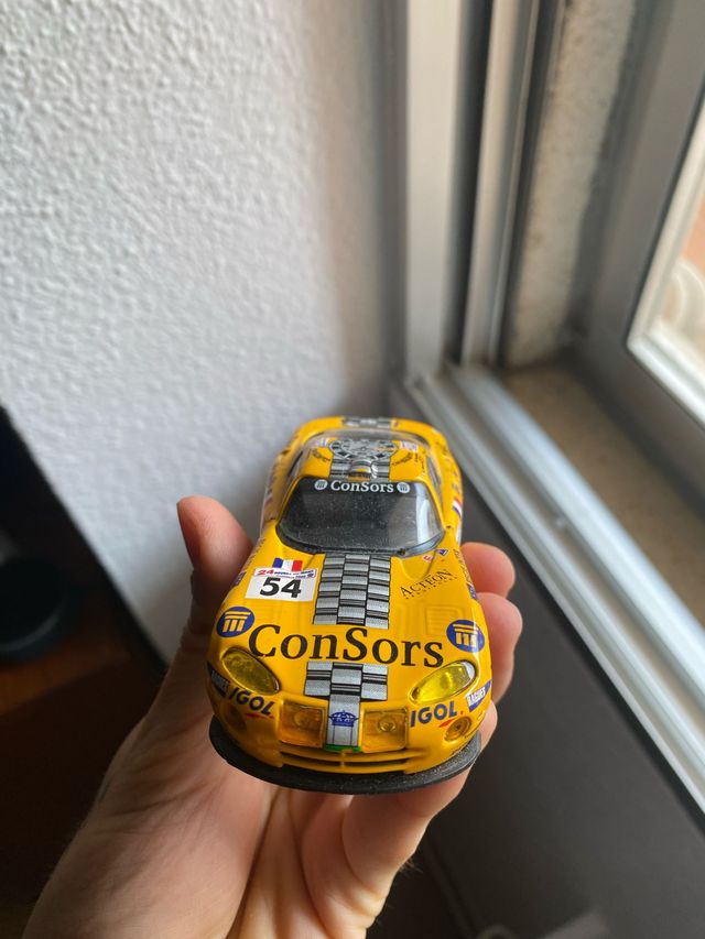 Coche en miniatura - Escala 1:43