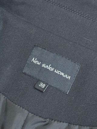 Chaqueta mangas abullonadas negro