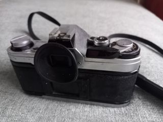 Cámara analógica CANON AE1 con objetivo 50mm F1.8