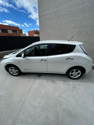 Nissan Leaf 2014