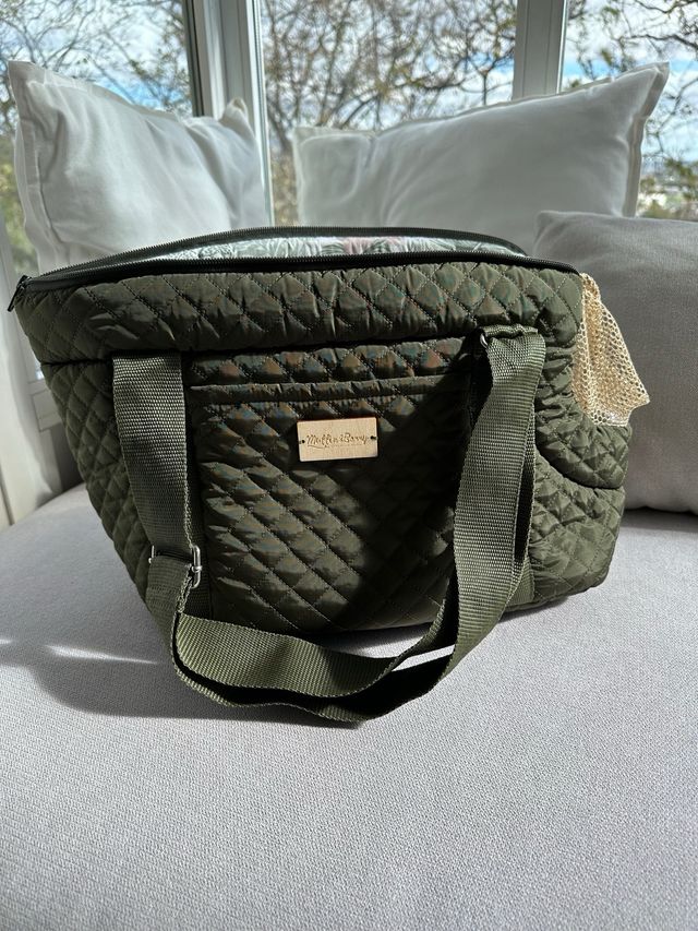 Bolso perro verde militar