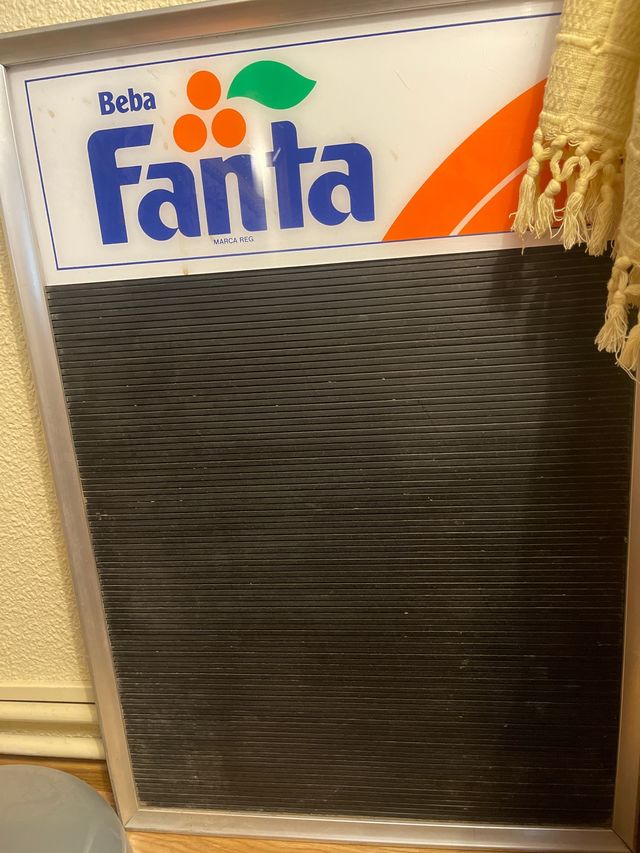 Cartel de fanta años 80
