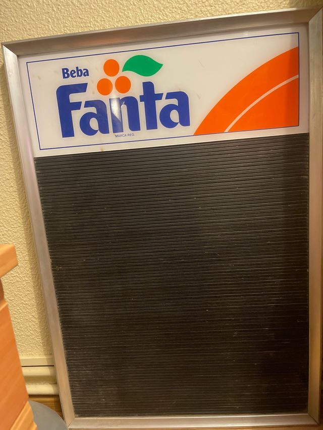 Cartel de fanta años 80