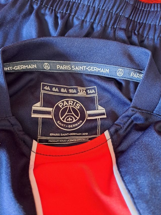 Equipaciones futbol niño PSG y OL Lyon