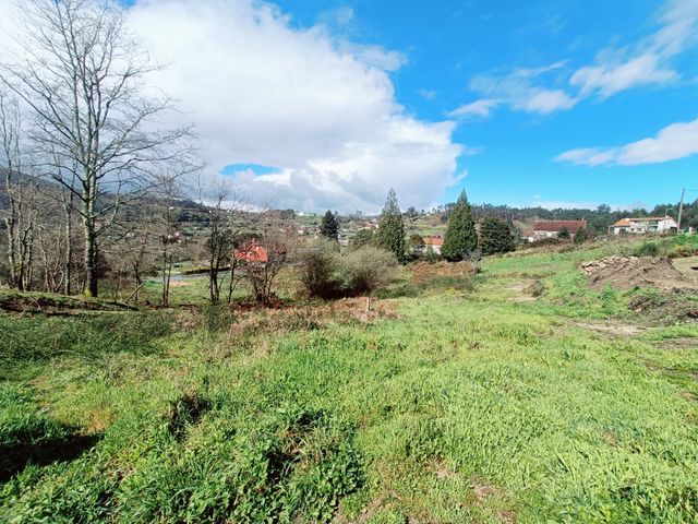 Terreno edificable con estudio topográfico y proyecto incluido