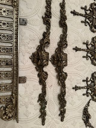 Piezas ornamentales muebles