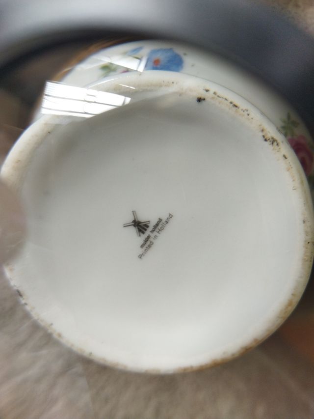 Precio jarrón dorado 