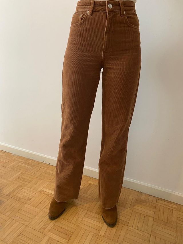 Pantalón de pana recto Stradivarius