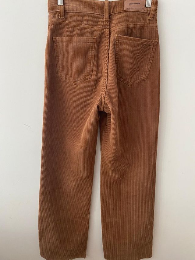 Pantalón de pana recto Stradivarius