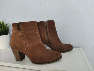 Botines piel ante