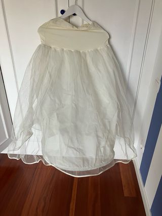 Cancan novia crudo Talla36-38