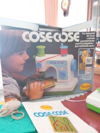 Máquina de coser de juguete