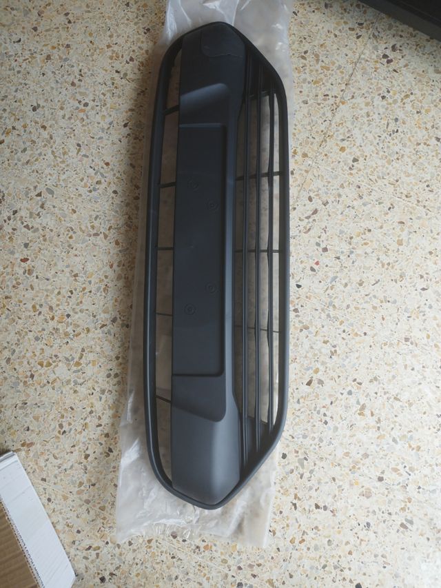 Rejilla Ford Transit