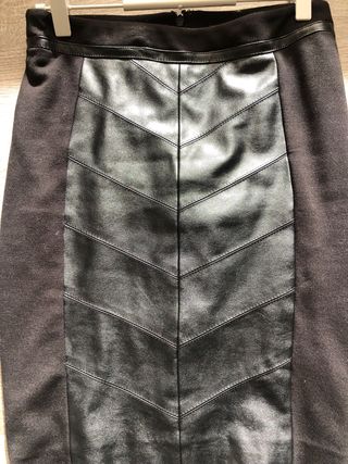 Falda Morgan negra midi