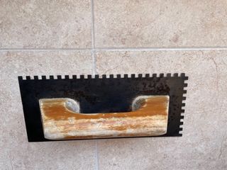 Llana dentada de acero 28x12