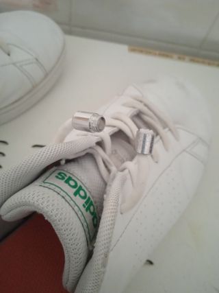 ZAPATILLAS/PLAYERAS MARCA ADIDAS TALLA 37 1/3 BLAN