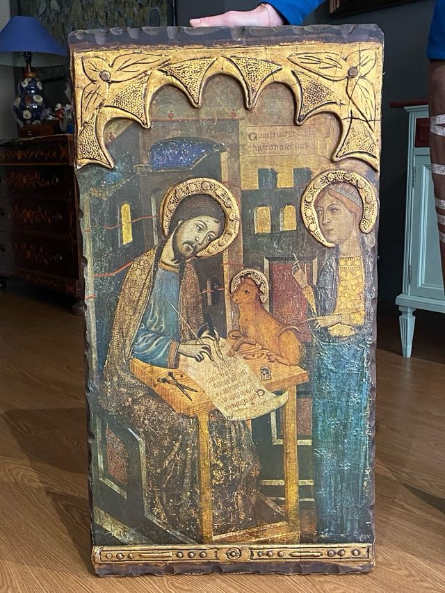 Retablo Antiguo con motivos religiosos