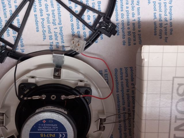 Altavoz profesional empotrable