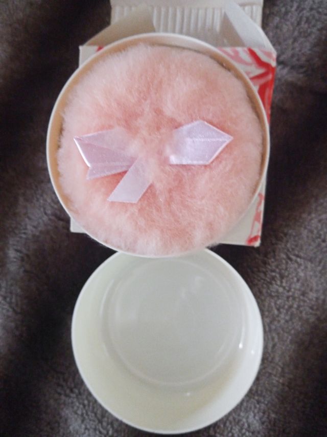 Polvos corporales perfumados