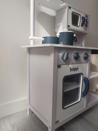 Cocinita de madera