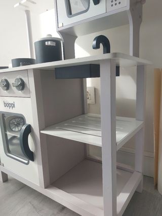 Cocinita de madera