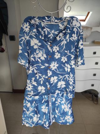 Conjunto bañador y camisa