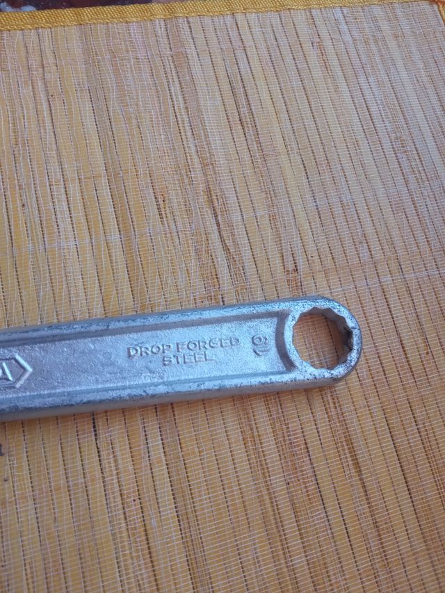 Llave H Irega N 77-12"