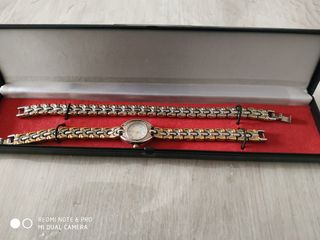 Reloj y pulsera
