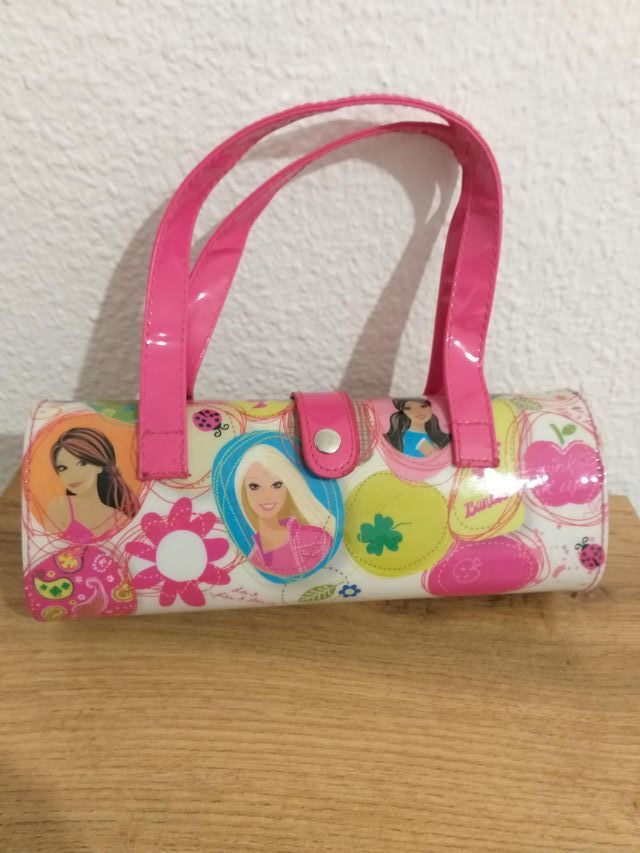 Estuche pinturas BArbie