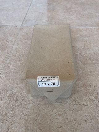 Puntas cabeza plana 17x70, 3 kg