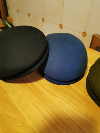 Cappelli donna in panno 