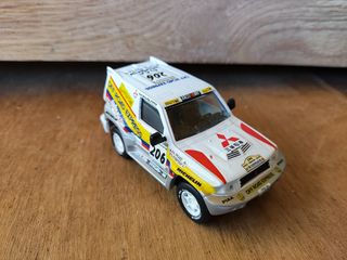 Mitsubishi Pajero Rally Dakar 1998 Fontenay 1:43